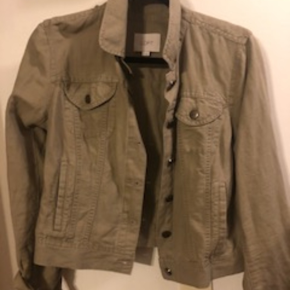 Loft Olive Light Summer Spring Jacket/coat Small